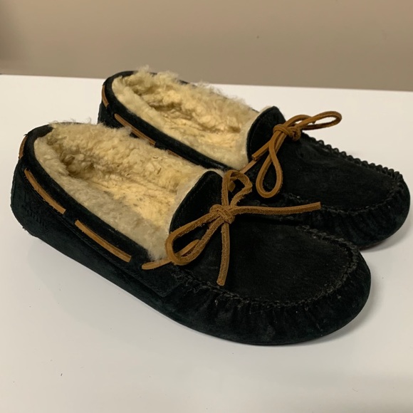 UGG | Shoes | Ugg Dakota Moccasin 